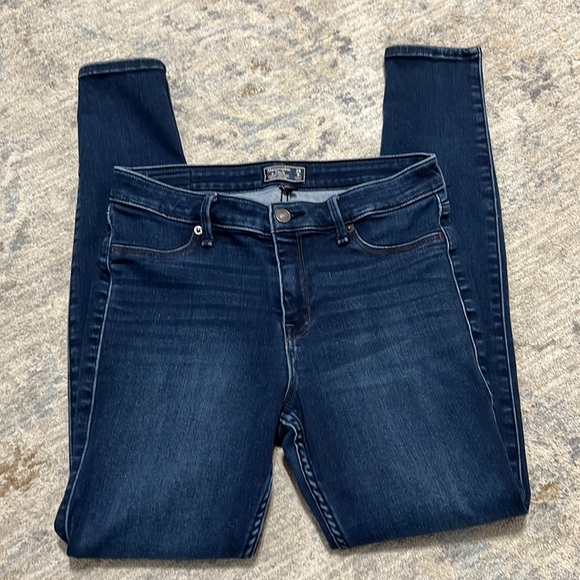 Abercrombie & Fitch Jean Legging - Picture 2 of 6